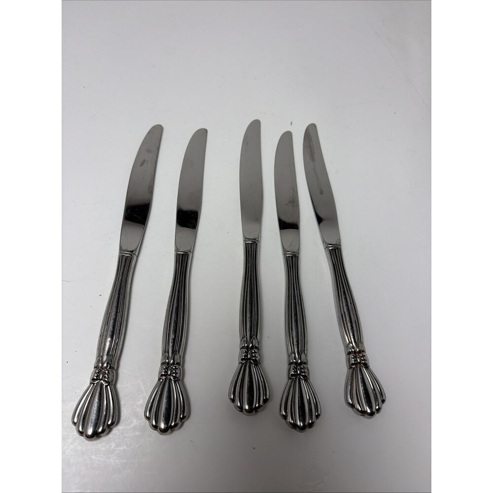 5 x Oneida Deluxe Alexis Ribbon Bow Design Dinner Knives 9” Stainless Flatware